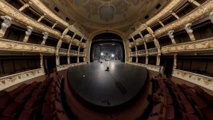 Historická budova Slovenského národného divadla v Bratislave